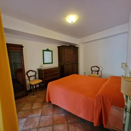 Apartment Degli Agrumi *