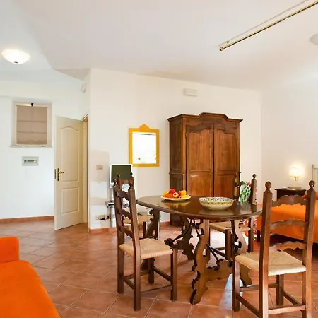 Degli Agrumi Apartment *