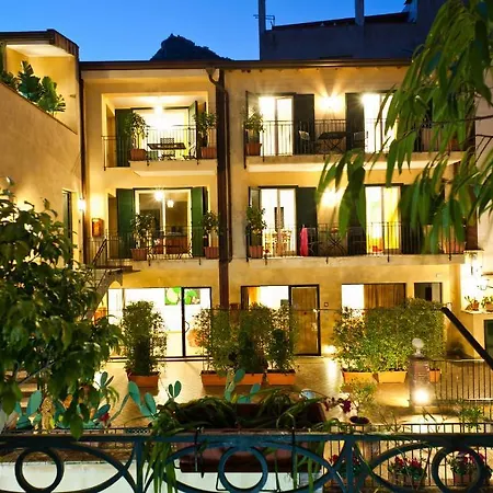 Degli Agrumi Apartment *