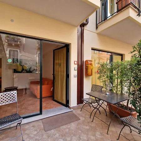 דירה Degli Agrumi *