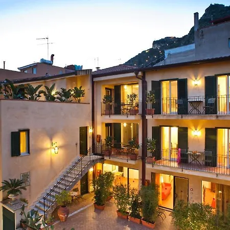 Degli Agrumi דירה